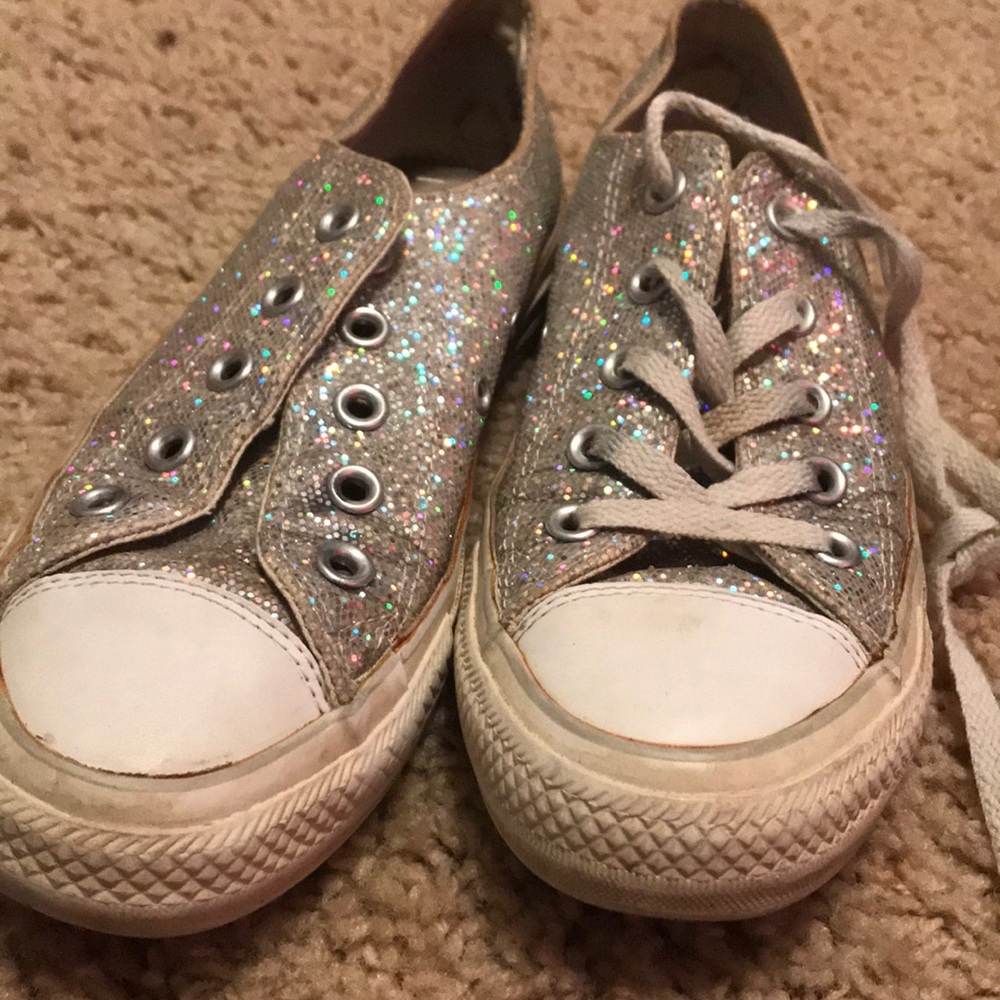 Well worn glitter converse
